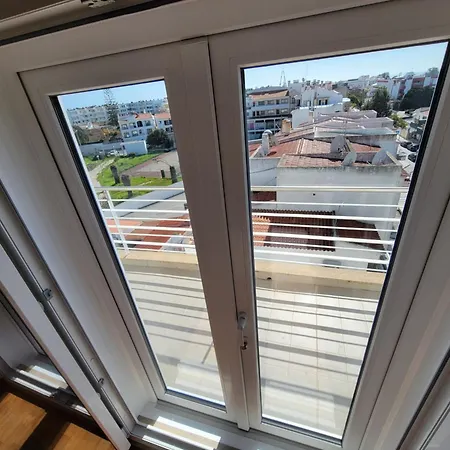 Newly Remodeled 2bd Brilliant Oura Strip 9min * アルブフェイラ