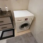 Apartman Newly Remodeled 2bd Brilliant Oura Strip 9min *