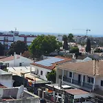 Newly Remodeled 2bd Brilliant Oura Strip 9min Albufeira