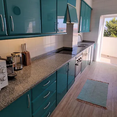 Newly Remodeled 2bd Brilliant Oura Strip 9min * アルブフェイラ