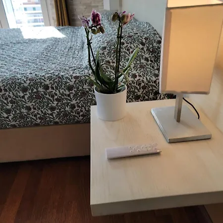 Newly Remodeled 2bd Brilliant Oura Strip 9min アパート アルブフェイラ