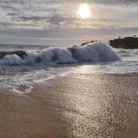 Newly Remodeled 2bd Brilliant Oura Strip 9min アパート *